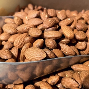 Australian Almonds - Roasted (Insecticide-Free)