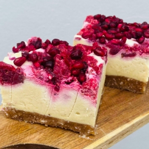 Eumarrah Raw Cheesecake - Single Slice (Flavours Vary)